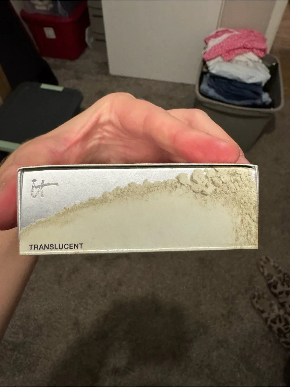 it cosmetics Bye Bye Pores Pressed Finishing Powder